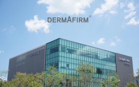 明星抗衰成分逆轉肌齡 德妃DERMAFIRM引領”勝肽”時代